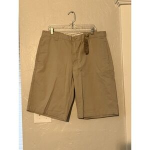 NEW PD&C KHAKI SHORTS MENS 36 MEDIUM KHAKI COLOR LIGHTWEIGHT FLAT FREE SHIP